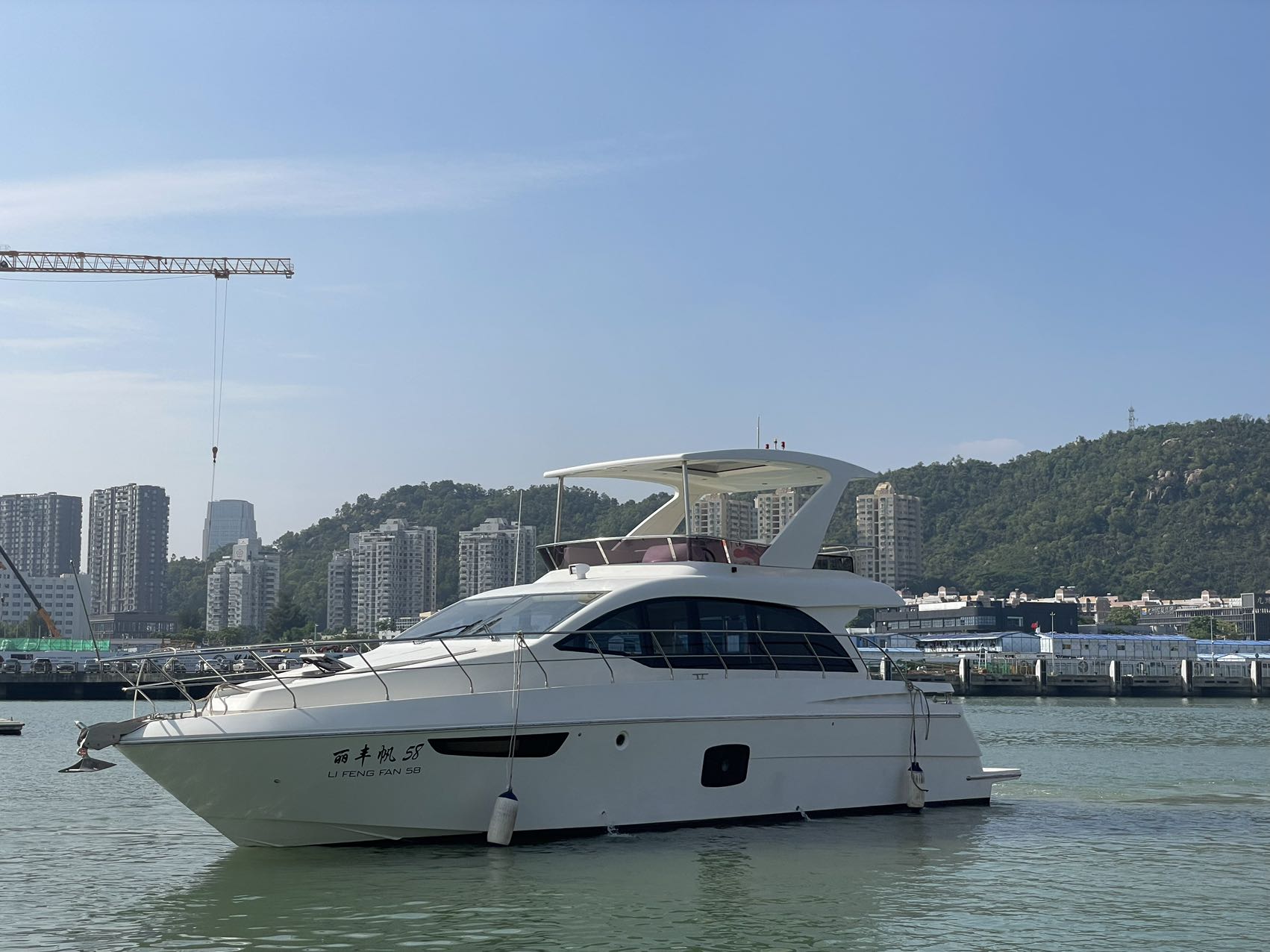 【珠海游艇】58尺三层豪华游艇