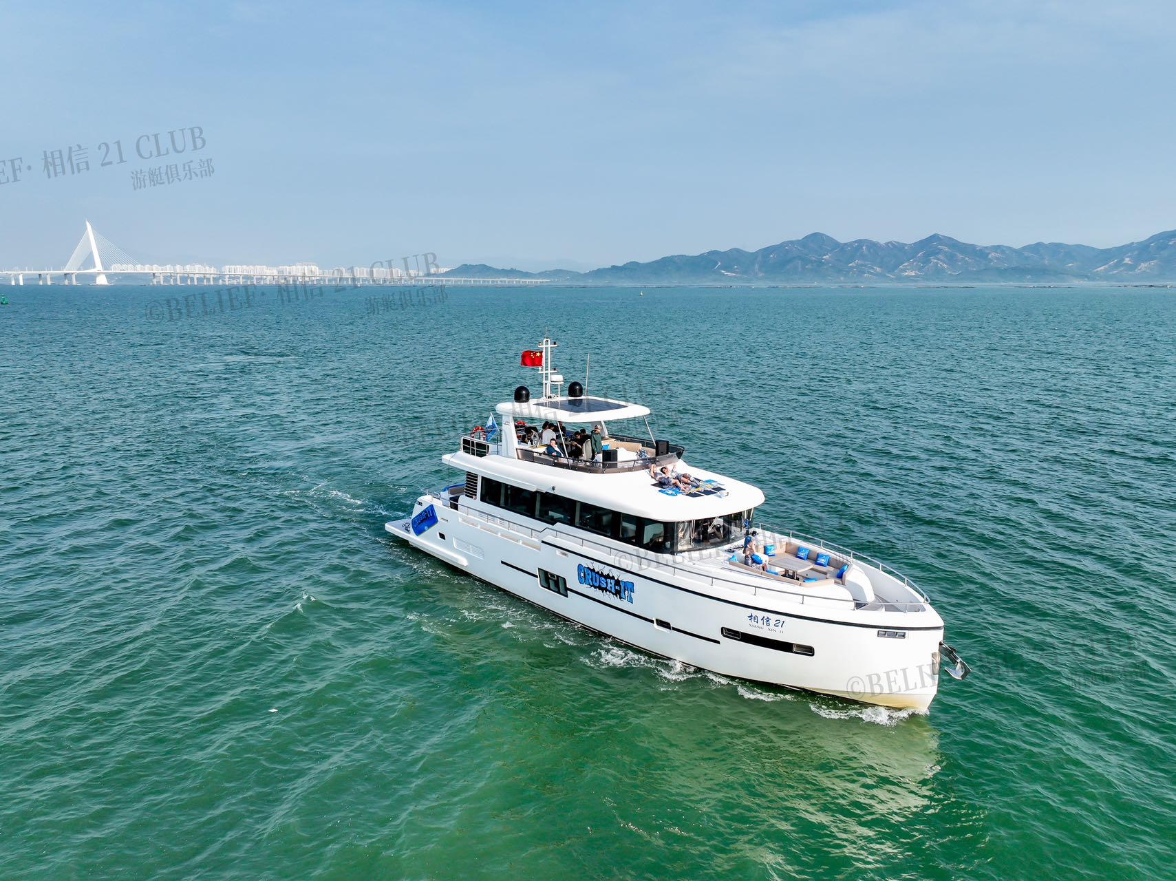 【深圳游艇】大梅沙超豪华85尺三层游艇包船出海