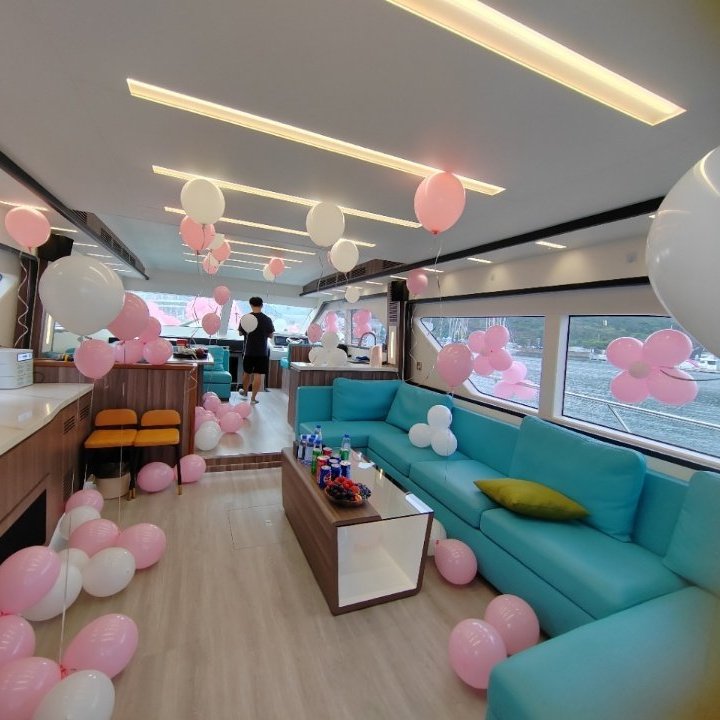 【厦门游艇】甄选66英尺豪华游艇包船出海求婚套餐含布置+用餐