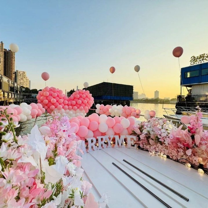 【广州游艇】广州求婚双人套餐72英尺豪华游艇包船求婚套餐含布置